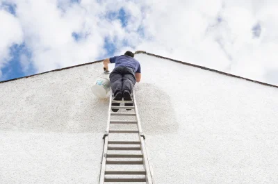 Peinture extérieure à Grâces — façades et ravalement